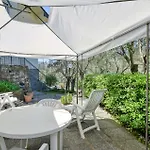 2 Bedroom Gorgeous Apartment In Moneglia Монелья