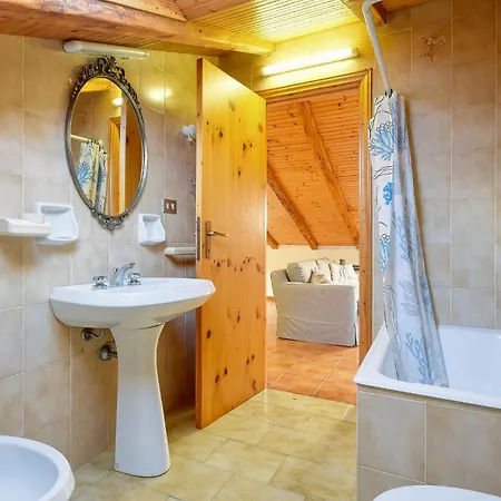2 Bedroom Gorgeous In