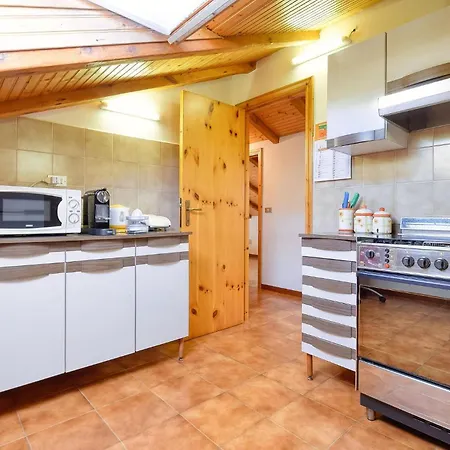 Apartament 2 Bedroom Gorgeous In